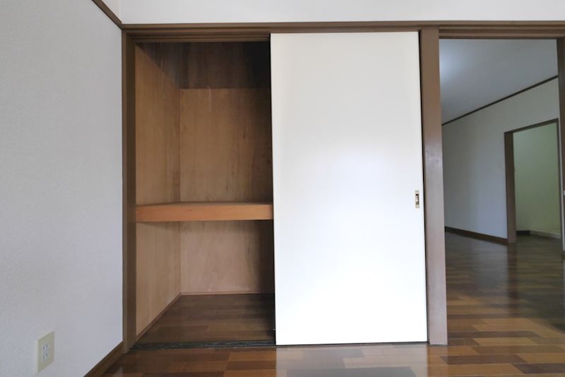 テクノハイム本宿　梅 収納
