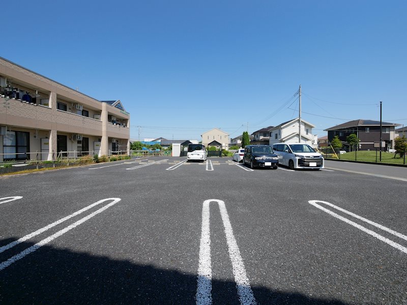 グリーンガーデン 駐車場