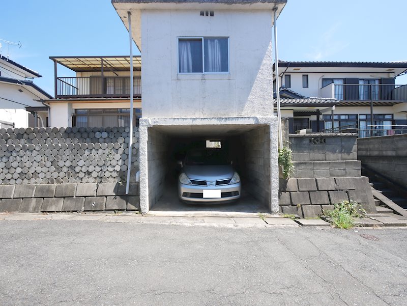 大沼町1丁目熊田住宅 駐車場