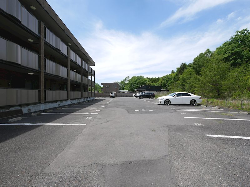 グレースヒルズⅡ  駐車場