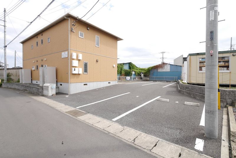 サニーウェル  駐車場