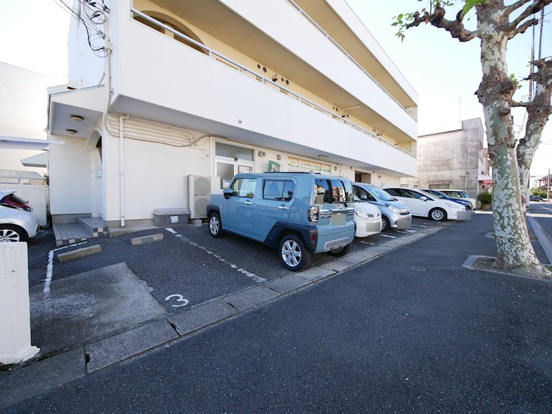 皆川タウンハウス　パート１ 駐車場