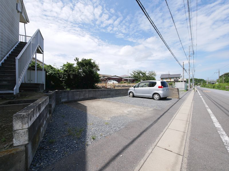 鮎川ハイツ 駐車場