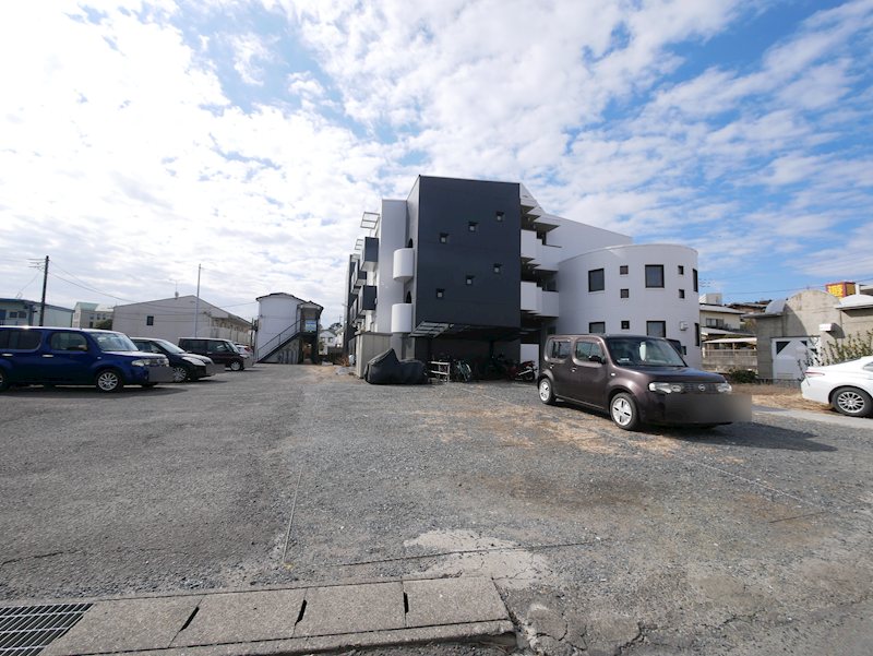 パレロワイヤル 駐車場