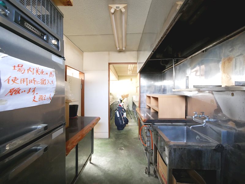 大平町ゴルフ練習場内店舗 その他