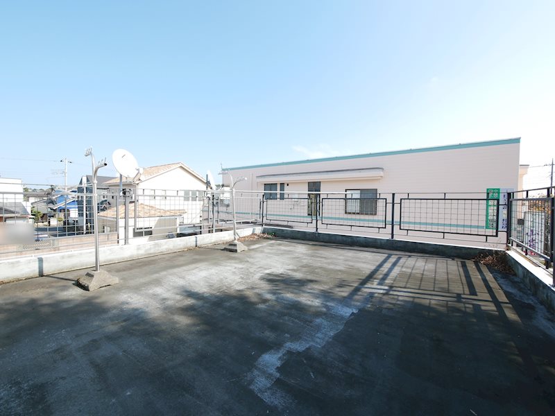十王町駅前テナント ベランダ