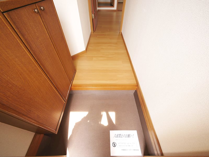 プレミアージュＡ 玄関