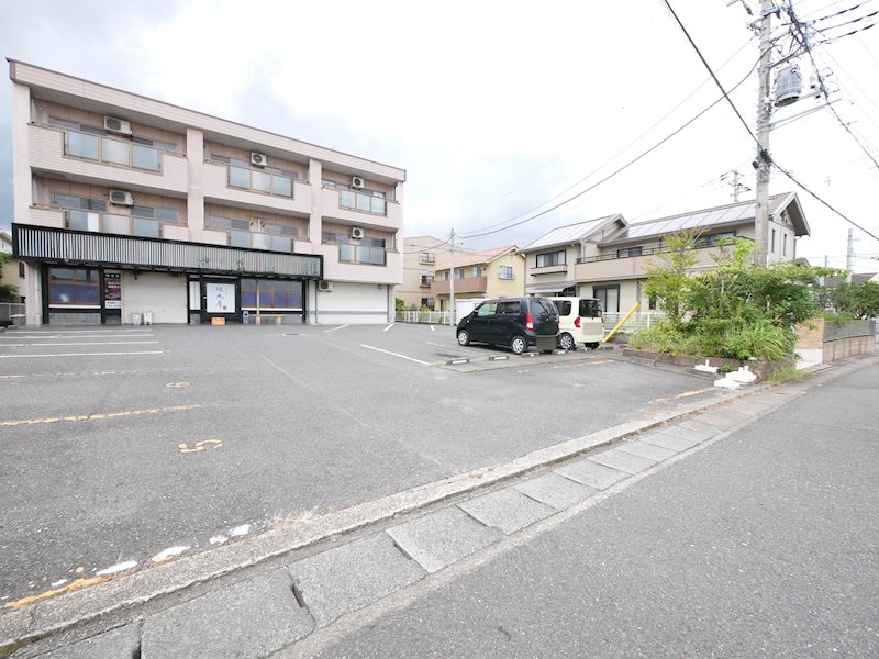 プレステージＮ 駐車場