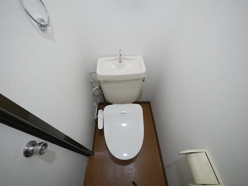 クリエイティブフォー トイレ