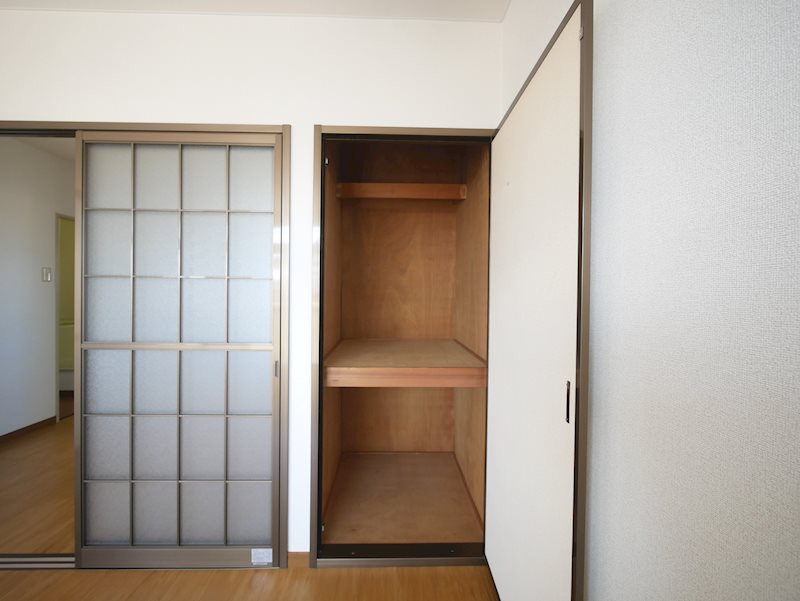 クリエイティブフォー 収納