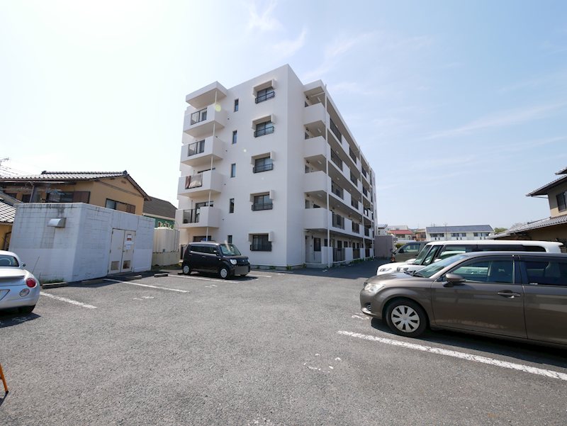 サンハイム千石 駐車場