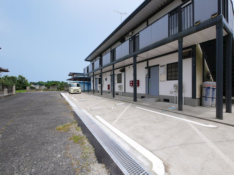 エンドウハイツ 駐車場