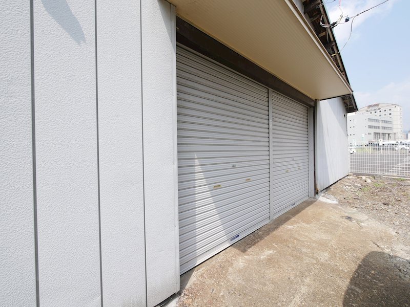 幸町2丁目倉庫1 玄関