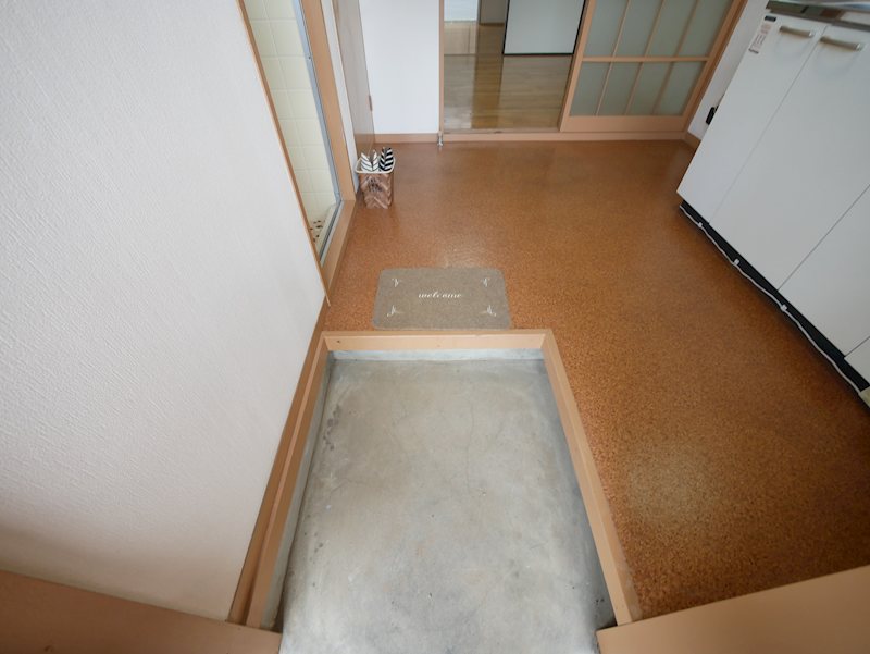 長山アパート 玄関