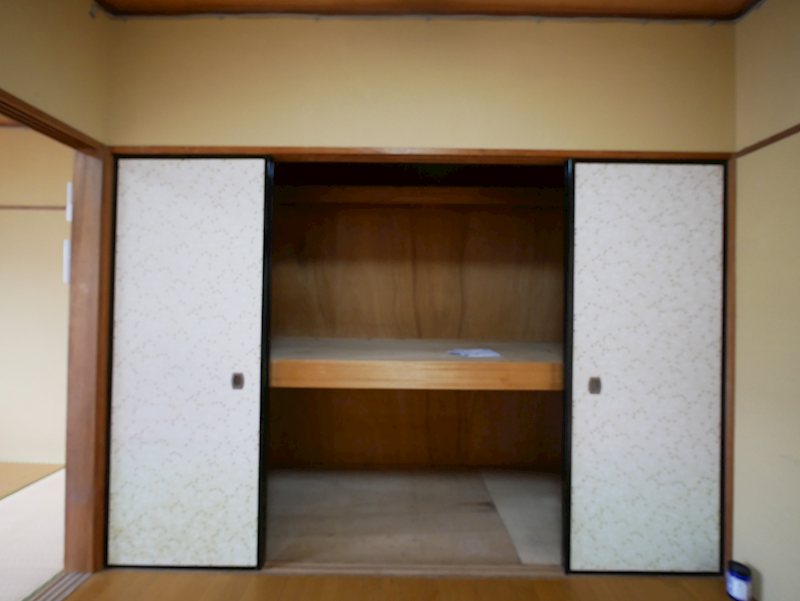 長山アパート 収納