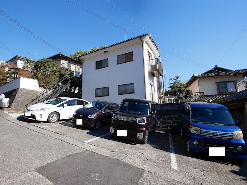 コーポ原の内 駐車場