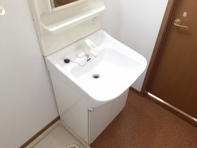 ベルウッド　３８１　Ｃ 洗面所