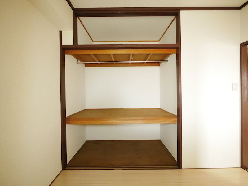 鹿島マンション 収納