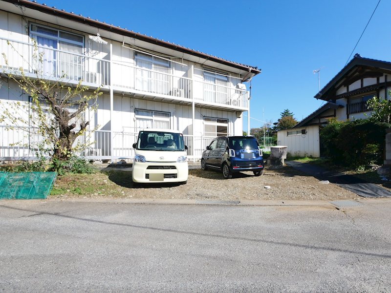 田名部学生アパート 駐車場