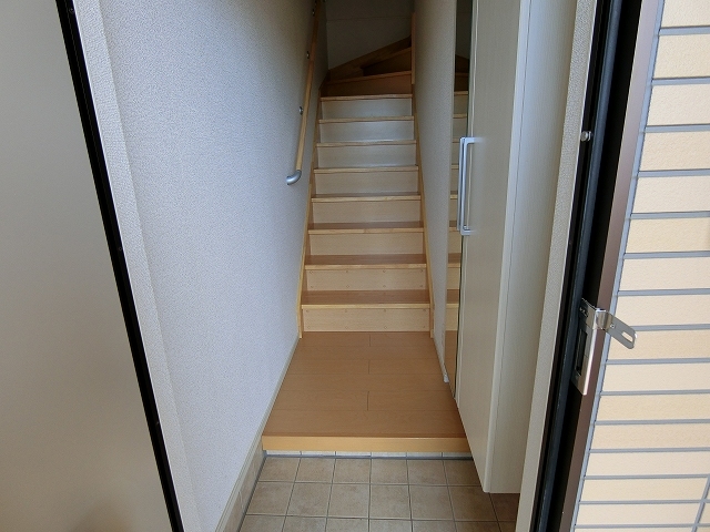 ノース・ヒルⅡ 玄関