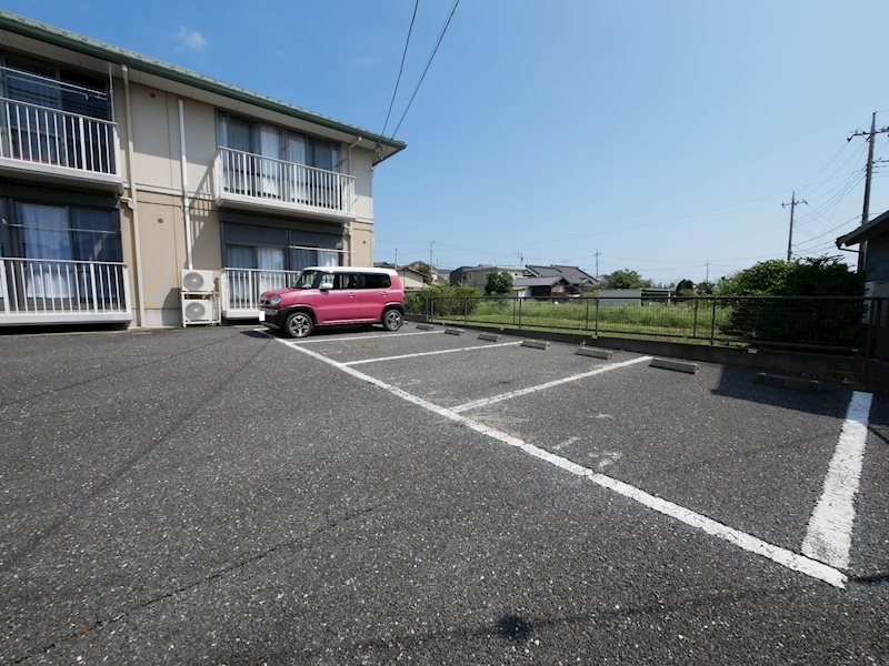 ベルドミールＢ 駐車場