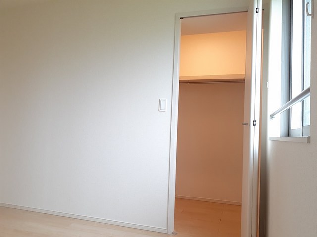 セレーノ 収納