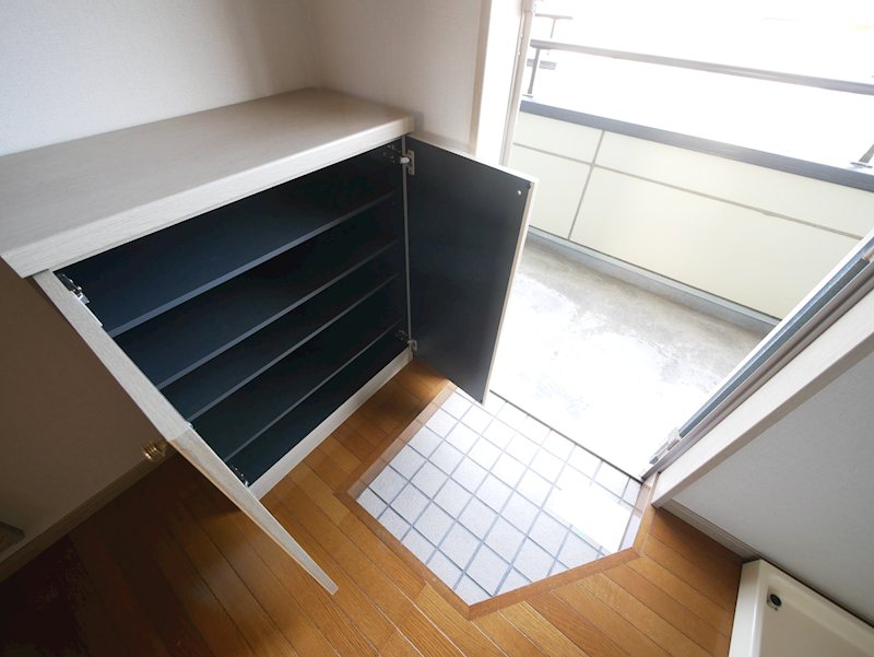 メゾンシンフォニー 収納