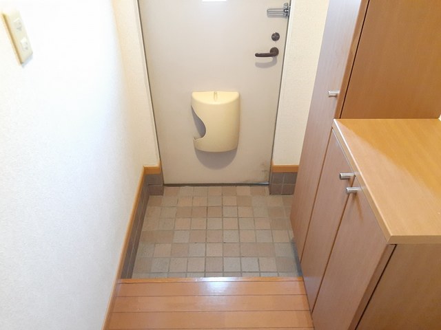 サンパティークＡ 玄関