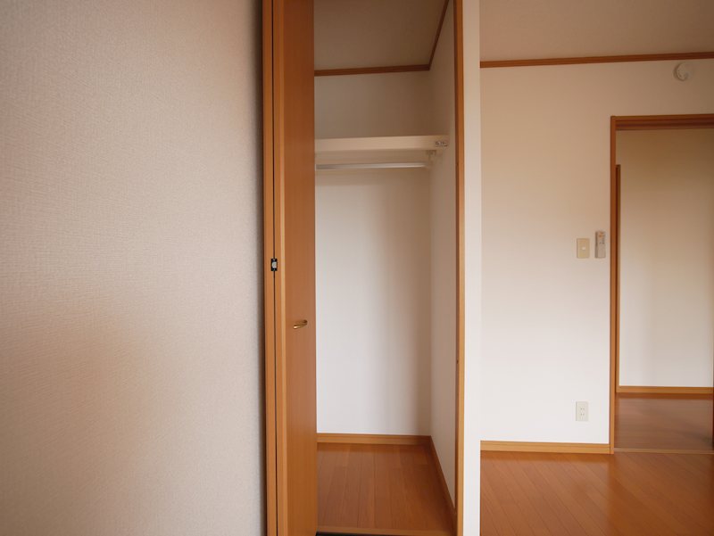 メゾン末広 収納