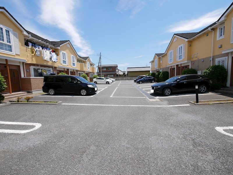 アンソレイエⅠ 駐車場