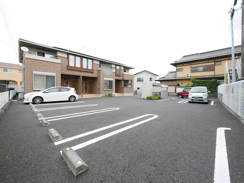 パティオスカイ 駐車場