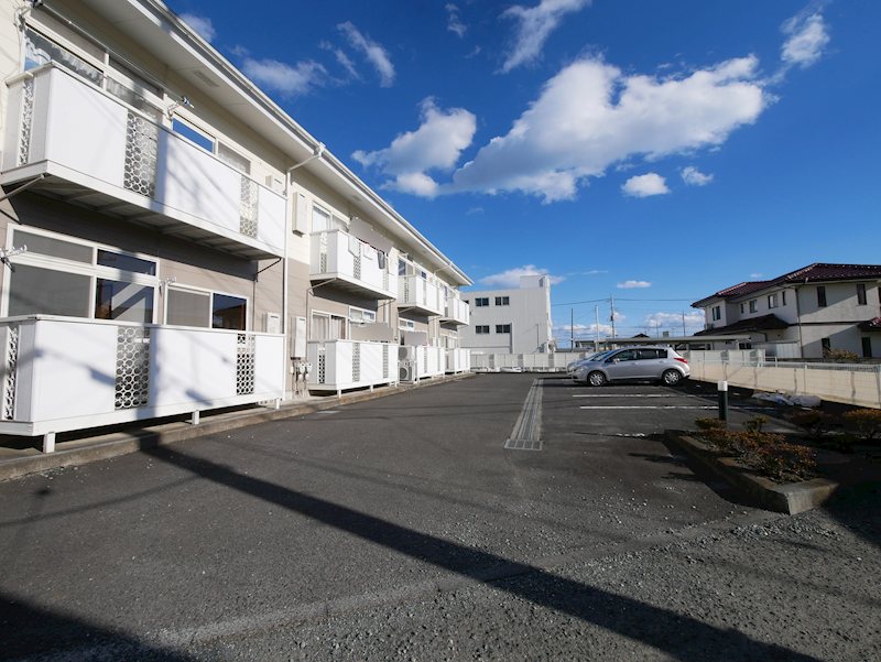 プライムハイツⅡ 駐車場