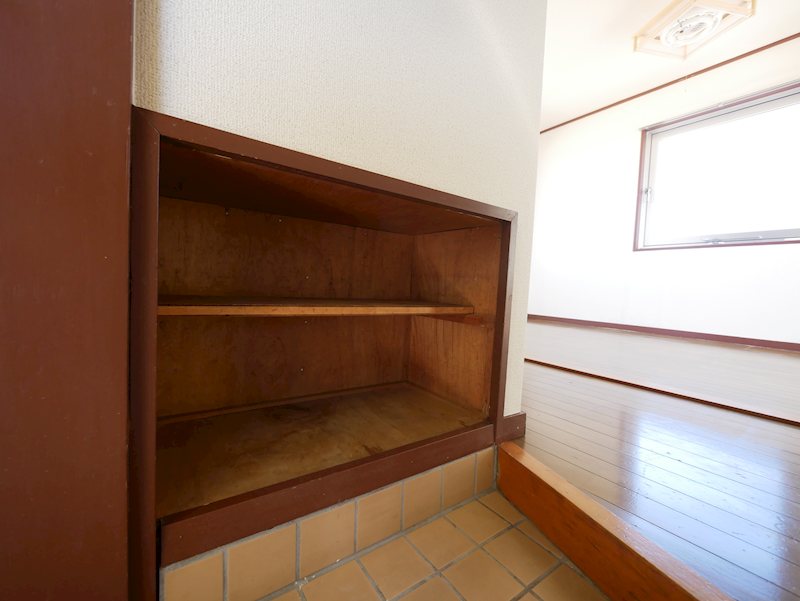 ハイツくれよん 収納