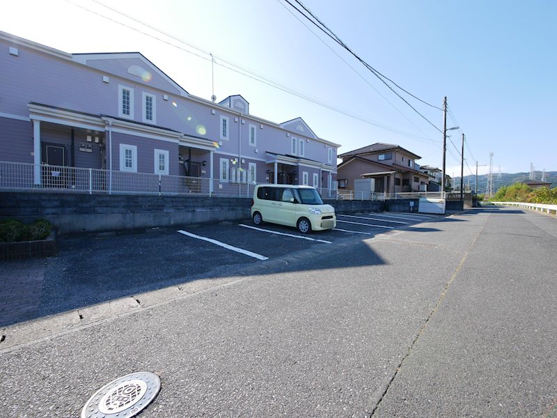 エスポアール 駐車場