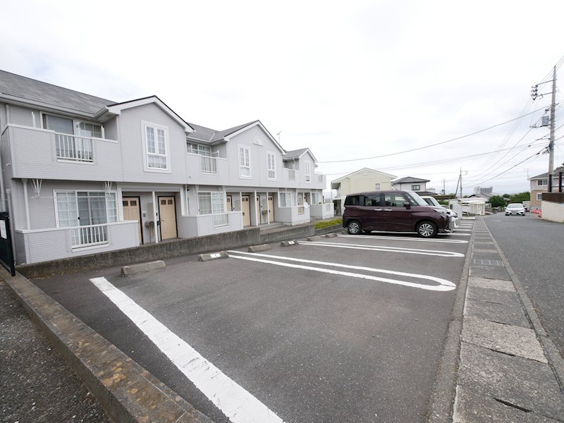 サンライト　ヒルズ 駐車場