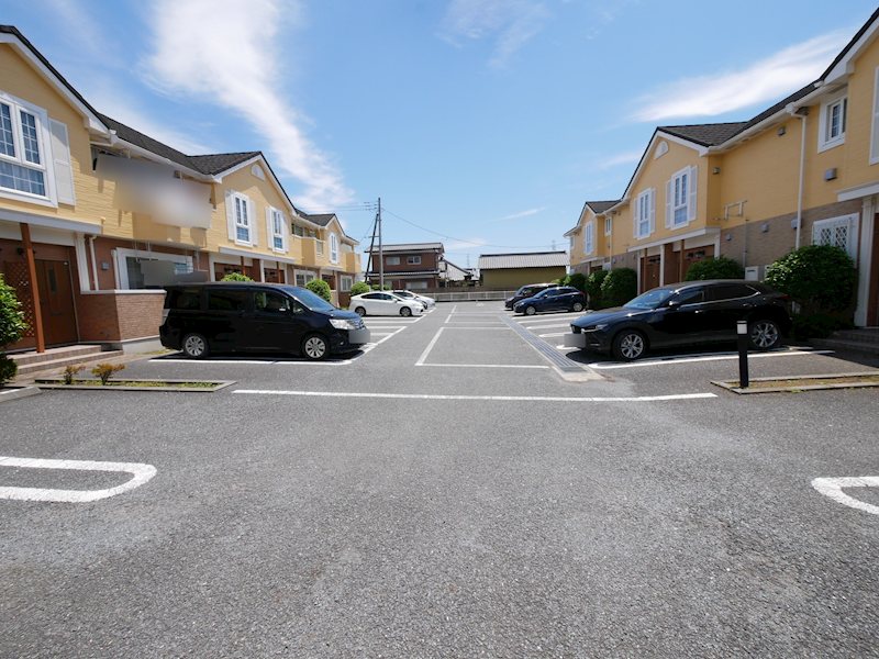 アンソレイエⅡ 駐車場