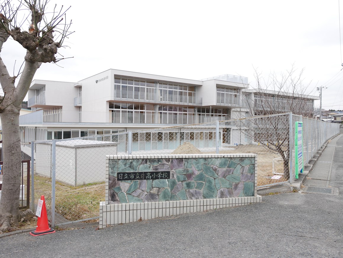 フランヒル 小学校