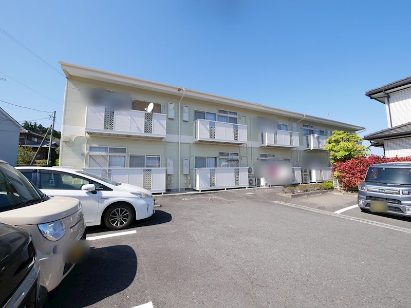エイブルーＩ 駐車場
