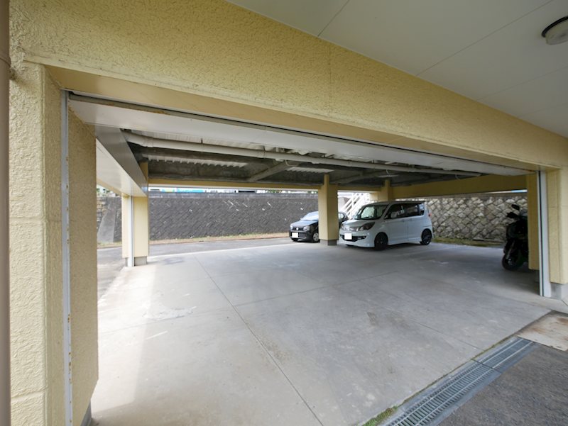サンビオラ多賀 駐車場