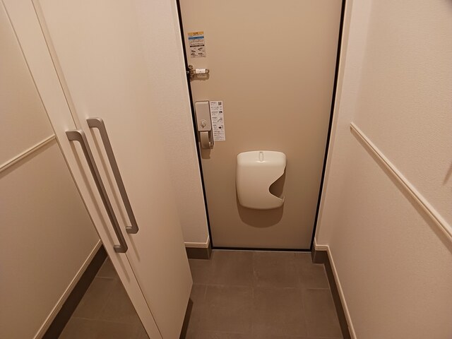 ネロ 玄関