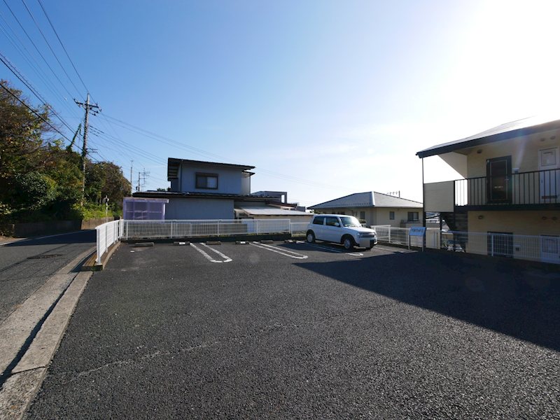 ベルウッドＳ 駐車場