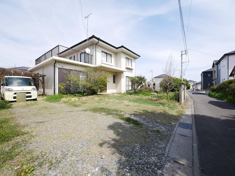 鮎川町6丁目戸建て 駐車場