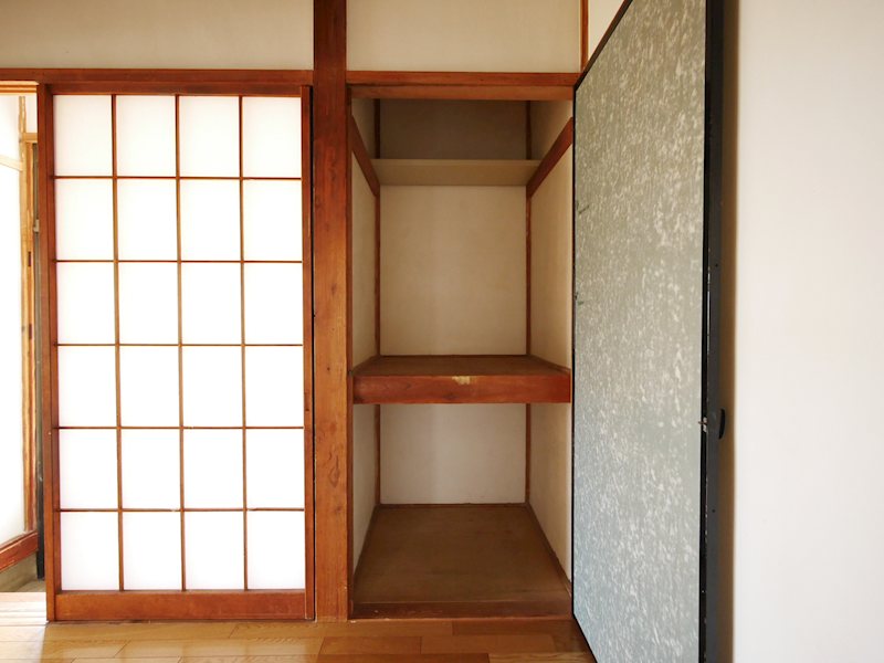 大窪眞利子住宅  収納