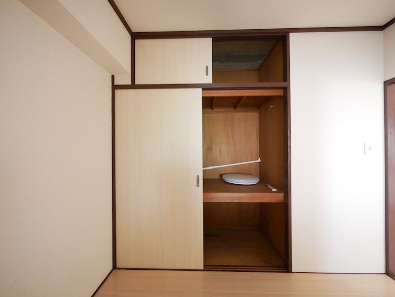 鹿島マンション 収納