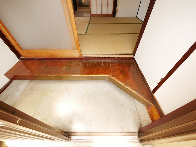 大窪棟割住宅 玄関