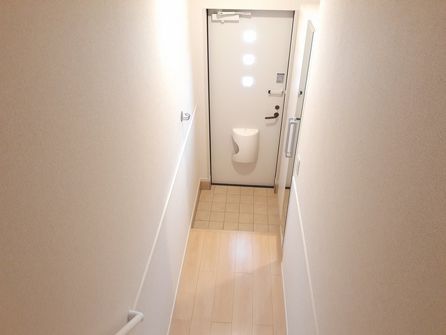 フラミンゴ 玄関
