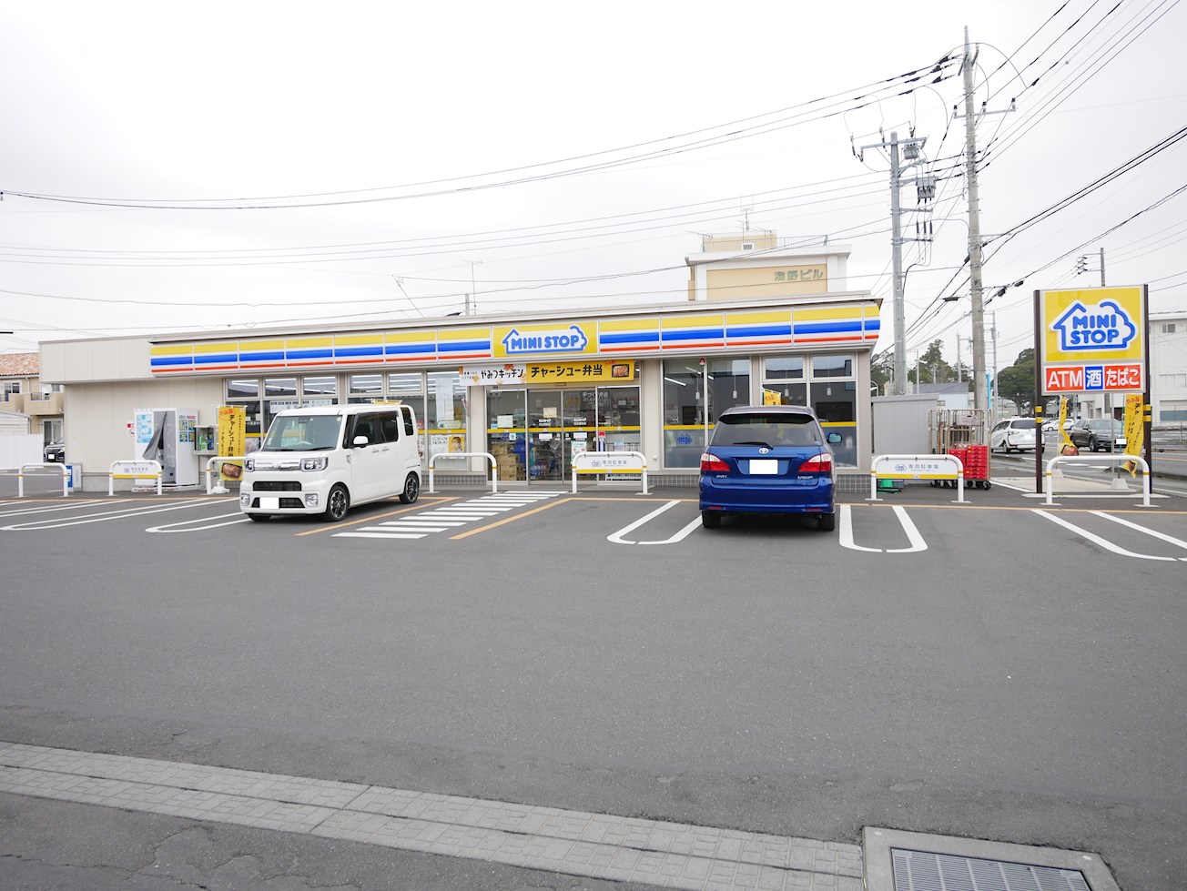 鮎川マンション コンビニ