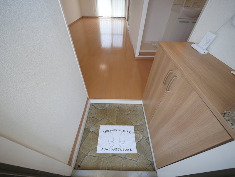 サンパール葉月 玄関