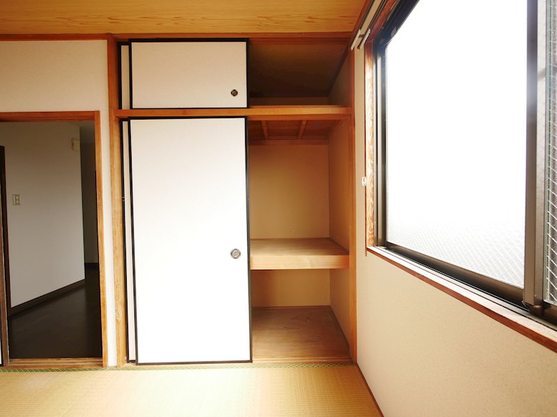 鮎川マンション 収納
