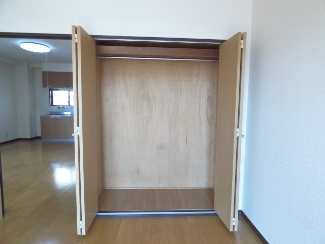 アーバンセピア 収納
